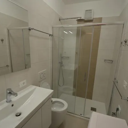 شقة Villaggio Solarium بيبيوني